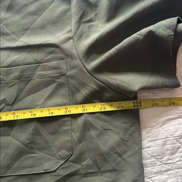 FIGS Scrub Set - Picture 5 of 15